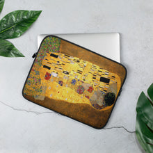 Cargar imagen en el visor de la galería, Funda para portátil &quot;El Beso&quot; de Klimt
